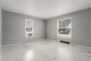 Looking for a place with potential and personality? thumbnail 11