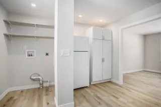 🏡 Charming, remodeled ranch home with 3 bedrooms and 1 bath! 🏡 thumbnail 9