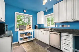 Welcome to your very own lakefront retreat on the shores of Maple Lake! thumbnail 10