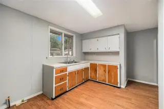 Looking for a place with potential and personality? thumbnail 9